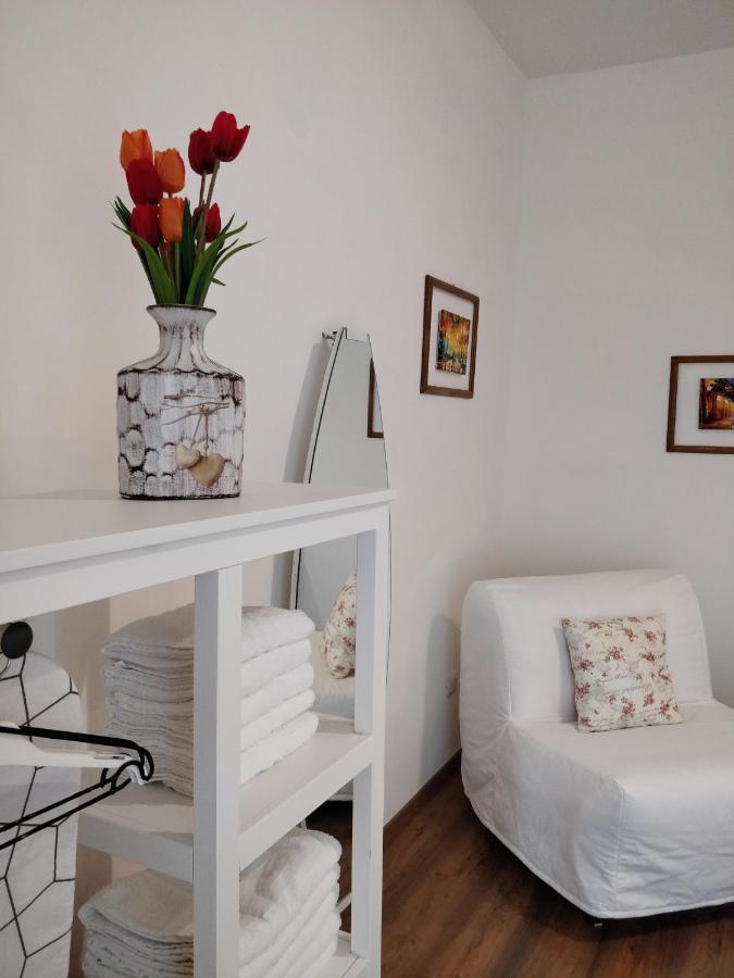 Anamoni Bed And Relax Apartment เบเนเวนโต ภายนอก รูปภาพ